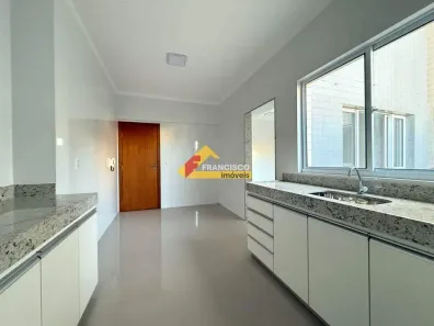 Apartamento com 3 Quartos para alugar, 110m² no Centro, Divinópolis