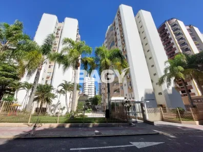 Apartamento com 2 Quartos para alugar, 160m² no Centro, Florianópolis