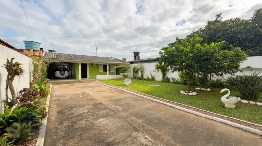 Casa com 4 Quartos para alugar, 210m² no Niterói, Canoas