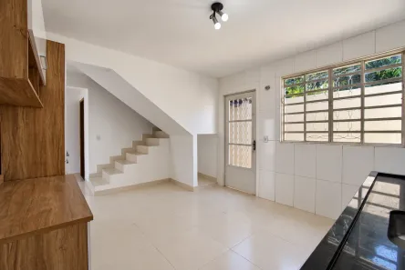 Sobrado com 3 Quartos para alugar, 90m² no Setor Sudoeste, Goiânia