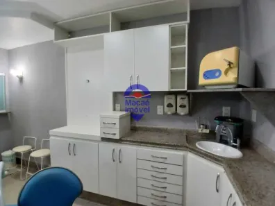 Conjunto Comercial / Sala para alugar, 20m² no Centro, Macaé