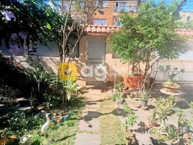 Casa com 5 Quartos à venda, 372m² no Centro, Nilópolis