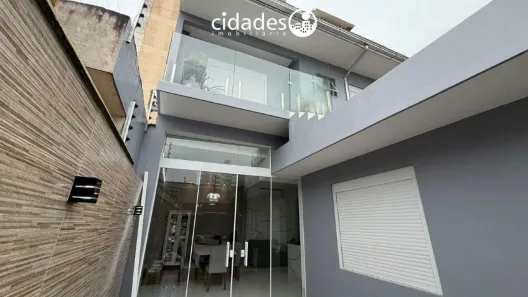 Casa com 4 Quartos à venda, 220m² no Abraão, Florianópolis