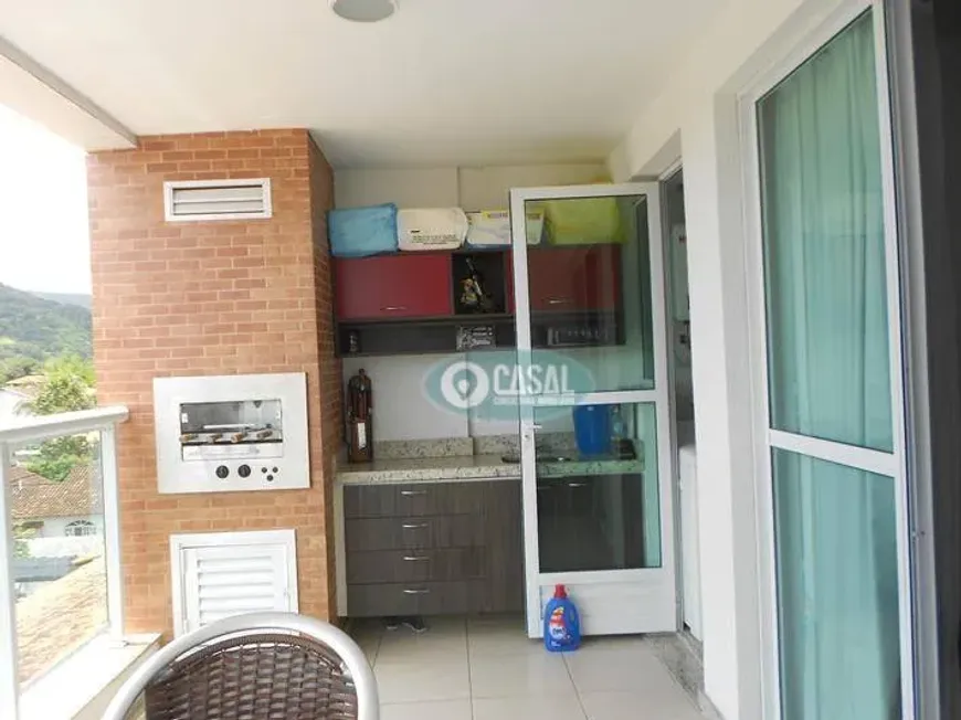 Foto do imóvel - Apartamento para alugar com 2 quartos, sendo uma suíte, 2 banheiros, varanda e aceita animais.