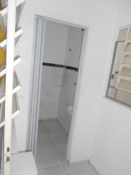 Foto do imóvel - Casa para alugar com 1 quarto, 1 banheiro, 50 m² em