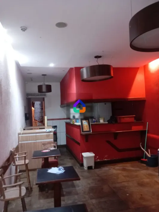 Foto do imóvel - Ponto comercial para alugar com 300 m², 3 banheiros e próximo ao Metrô Glória em