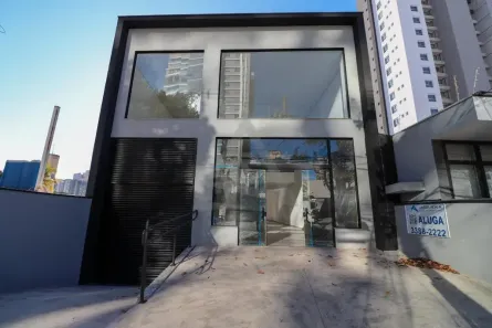Prédio Inteiro para alugar, 630m² no Cambuí, Campinas