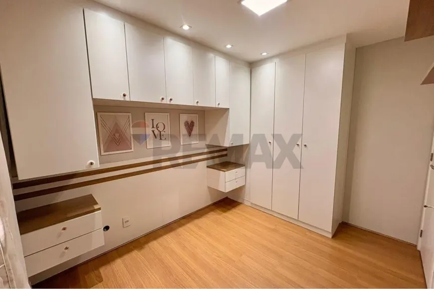 Foto do imóvel - Apartamento mobiliado com varanda, 2 quartos, 1 banheiro, 1 vaga na garagem e 47 m² disponível.