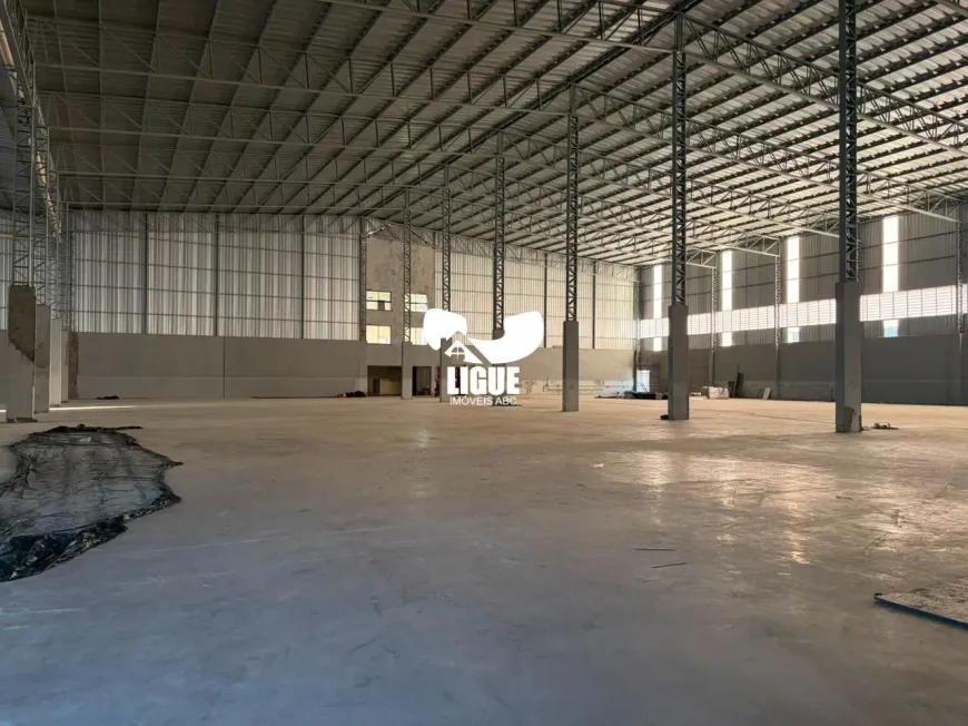 Foto do imóvel - Galpão/Depósito/Armazém para alugar com 5600 m², 10 banheiros, 20 vagas