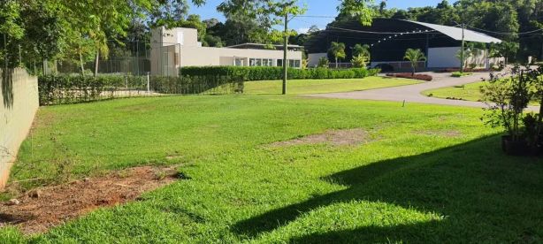 Terreno / Lote / Condomínio à venda, 570m² no Primeira Linha, Criciúma