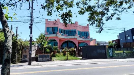 Prédio/Edifício Inteiro com 6 Quartos à venda, 490m² no Campeche, Florianópolis