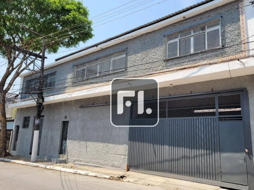 Foto do imóvel - Galpão/Depósito/Armazém à venda com 650 m², 4 banheiros e 4 vagas na garagem em