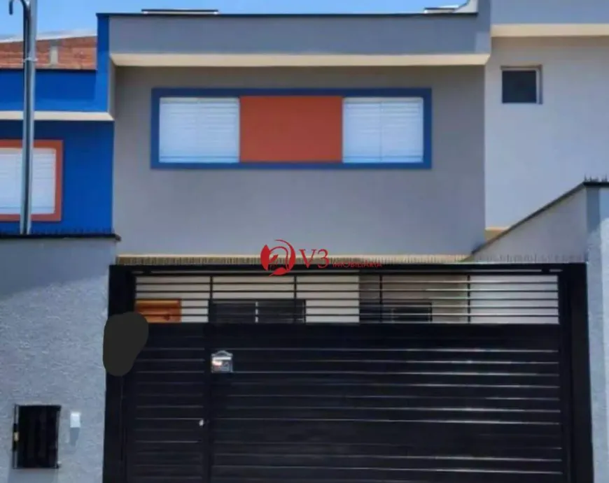 Foto do imóvel - Sobrado à venda com 2 quartos, 2 suítes, 2 vagas na garagem e área de serviço em