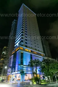 Apartamento com 3 Quartos à venda, 137m² no Meia Praia, Itapema