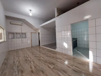 Loja / Salão / Ponto Comercial com 1 Quarto para alugar, 270m² no Centro, Jaguariúna