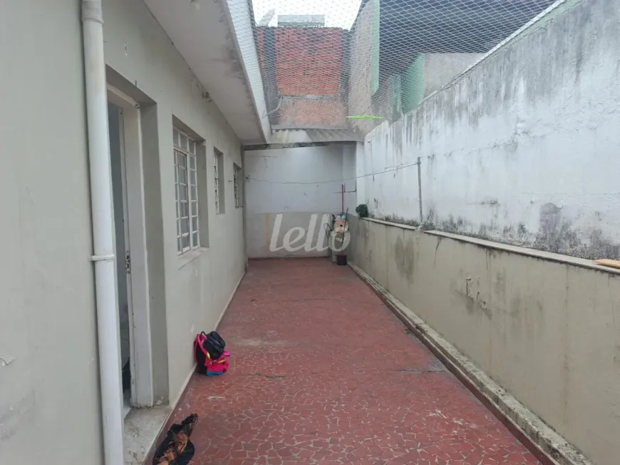 Foto do imóvel - Casa para alugar com 1 quarto, 1 banheiro e quintal de 60 m² em
