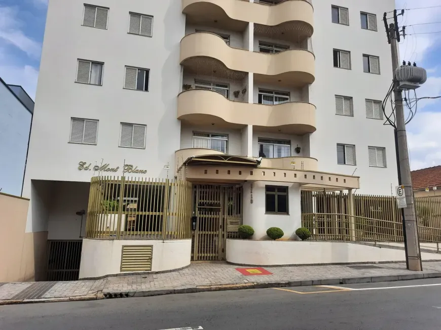 Foto do imóvel - Apartamento para alugar com 120 m², 3 quartos, 2 banheiros, 1 vaga