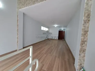Prédio Inteiro para alugar, 69m² no Centro, Jacareí
