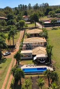com 5 Quartos para alugar, 400m² no Centro, Itirapina