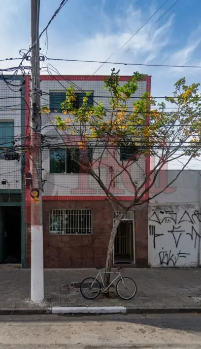 Foto do imóvel - Imóvel comercial disponível para locação com 350 m² próximo ao Metrô Tiradentes em