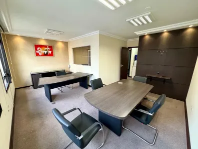 Conjunto Comercial / Sala à venda, 60m² no Batel, Curitiba