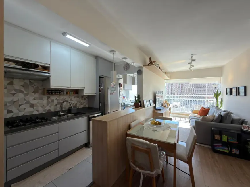 Foto do imóvel - Apartamento à venda com 2 quartos, 1 suíte, 2 vagas na garagem, 54 m² e condomínio com elevador.
