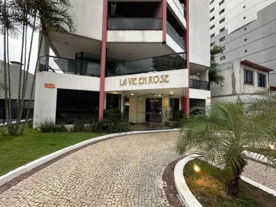 Apartamento com 2 Quartos para alugar, 93m² no Umarizal, Belém