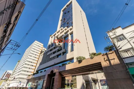 Conjunto Comercial / Sala à venda, 88m² no Centro, Curitiba