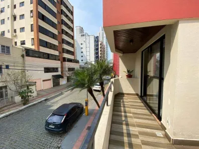 Apartamento com 2 Quartos à venda, 126m² no Centro, Balneário Camboriú