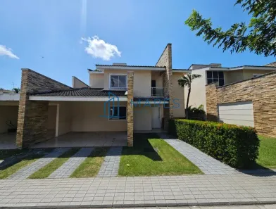 Casa com 6 Quartos para alugar, 400m² no Guaribas, Eusébio