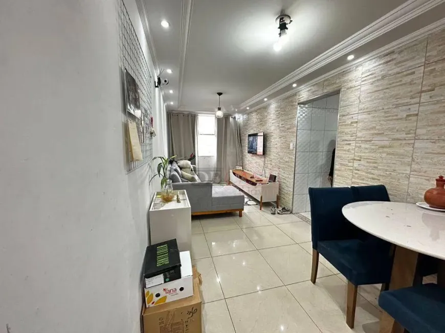 Foto do imóvel - Apartamento à venda com 2 quartos, 1 banheiro e 1 vaga próximo à Estação José Bonifácio em