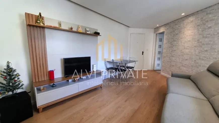 Foto do imóvel - Apartamento à venda com 2 quartos, 1 banheiro, 1 vaga na garagem, piscina e elevador no.