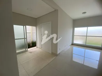 Casa com 3 Quartos à venda, 100m² no Laranjeiras, Uberlândia