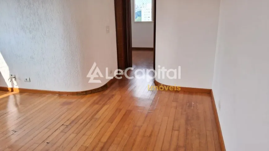 Foto do imóvel - Apartamento à venda com 2 quartos, 1 banheiro e 1 vaga na garagem, condomínio com piscina em