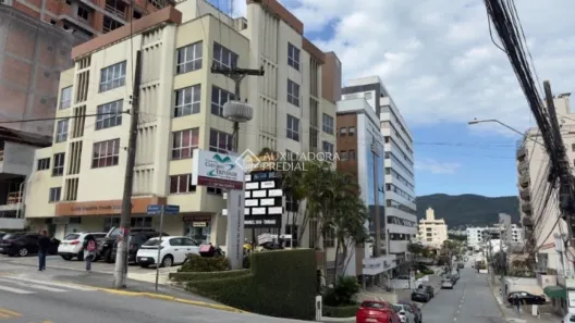 Conjunto Comercial / Sala à venda, 41m² no Trindade, Florianópolis