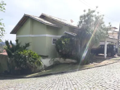 Casa de Condomínio com 3 Quartos à venda, 250m² no Badu, Niterói