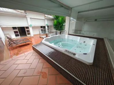 Sobrado com 6 Quartos à venda, 267m² no Jardim América, Goiânia
