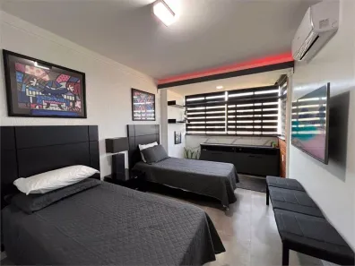 Apartamento com 3 Quartos para venda ou aluguel, 148m² no Gonzaga, Santos