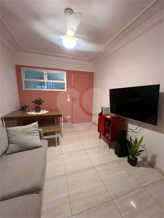 Foto do imóvel - Apartamento à venda com 2 quartos, 1 banheiro, 1 vaga na garagem, condomínio com elevador e.
