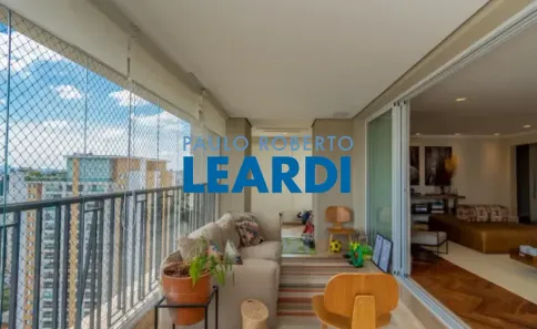Apartamento com 3 Quartos à venda, 223m² no Campo Belo, São Paulo