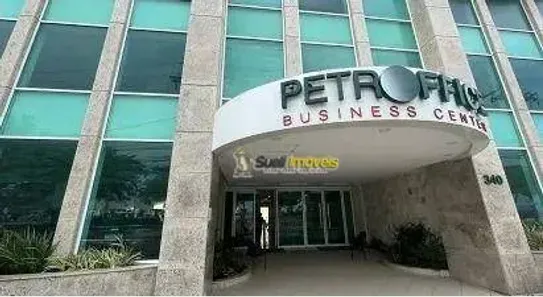 Conjunto Comercial / Sala à venda, 32m² no Imbetiba, Macaé