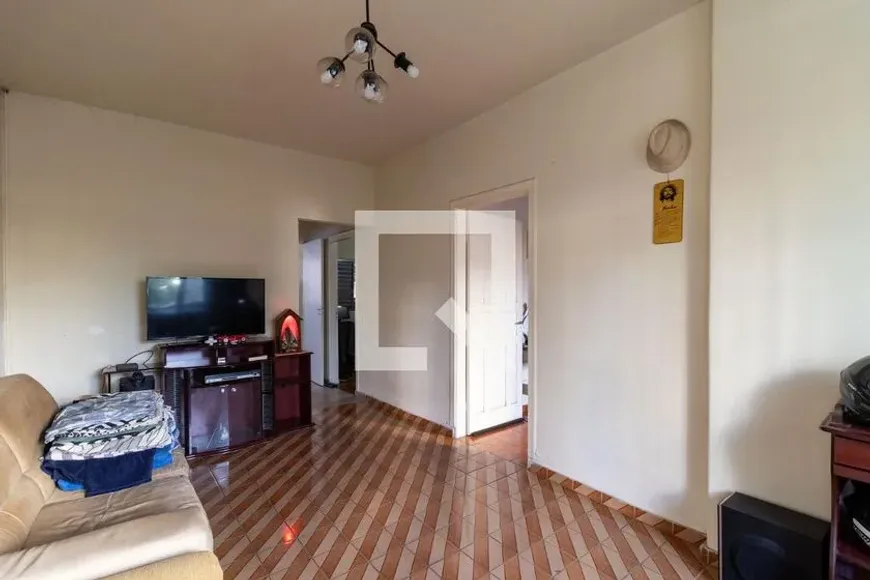 Foto do imóvel - Casa à venda com 4 quartos, 3 banheiros, 197 m², 2 vagas e varanda próxima à Estação Domingos.