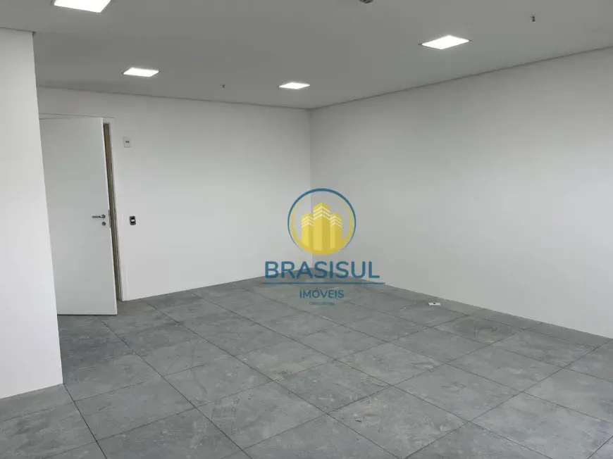 Foto do imóvel - Sala/Conjunto/Escritório para alugar com 40 m², 1 banheiro e 1 vaga na garagem próximo ao Metrô.