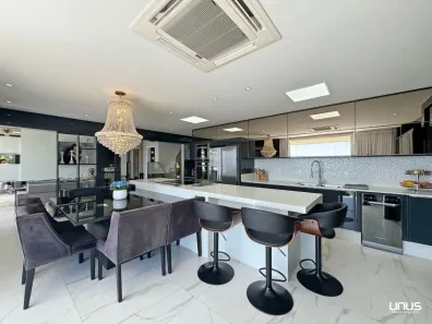 Apartamento com 3 Quartos à venda, 202m² no Canasvieiras, Florianópolis