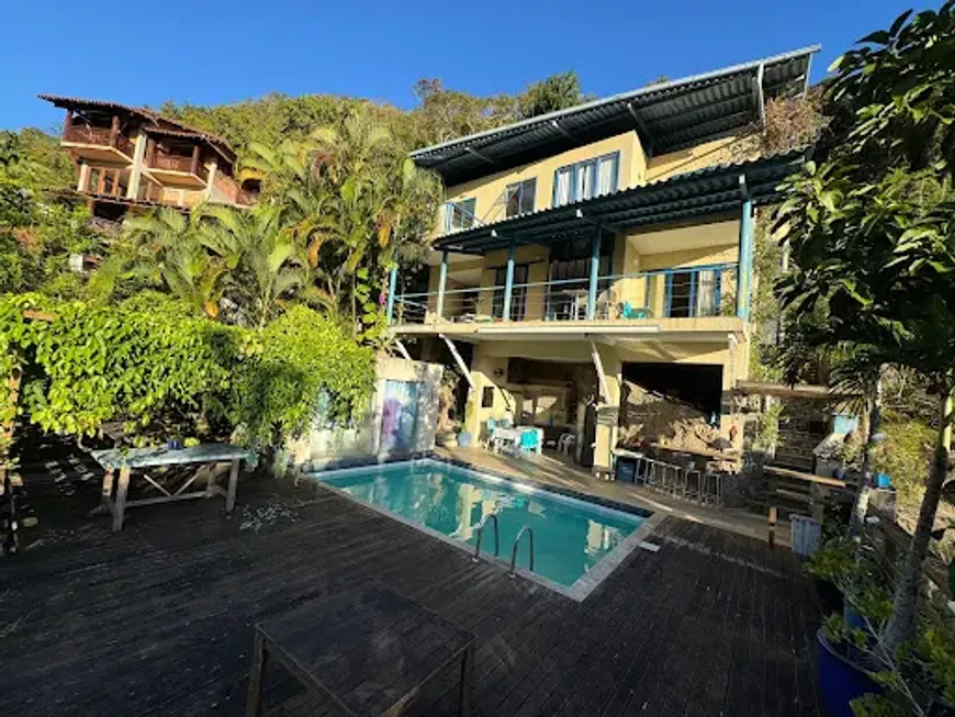 Foto do imóvel - Casa de Condomínio com 3 Quartos para venda ou aluguel, 277m²