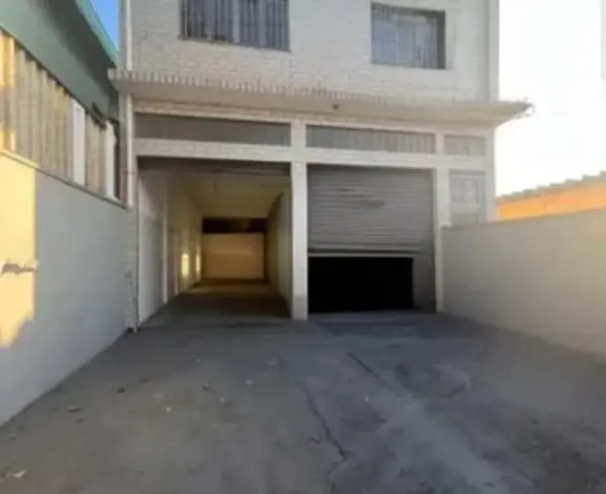 Foto do imóvel - Ponto comercial/Loja/Box para alugar com 5 vagas na garagem e 170 m² em