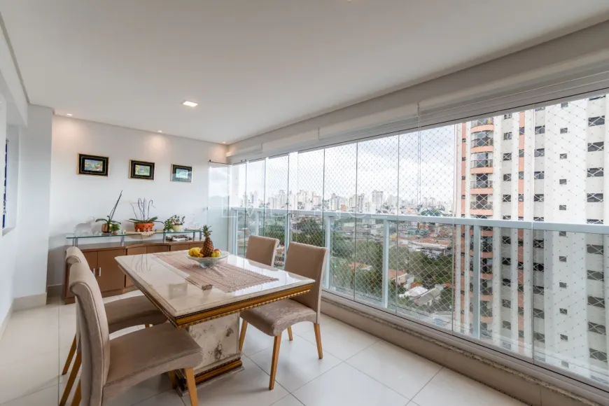 Foto do imóvel - Apartamento à venda com 2 quartos, 2 suítes, 3 banheiros e 3 vagas na garagem em