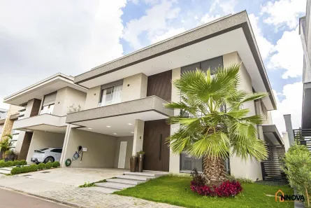 Casa de Condomínio com 4 Quartos à venda, 322m² no Uberaba, Curitiba