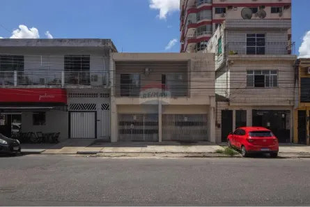 Casa com 5 Quartos à venda, 368m² no Jurunas, Belém