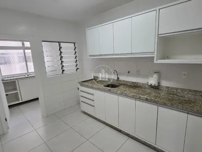 Apartamento com 3 Quartos à venda, 100m² no Capoeiras, Florianópolis